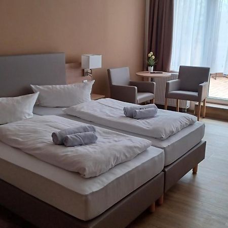 Pension Am Stern Лайпциг Екстериор снимка