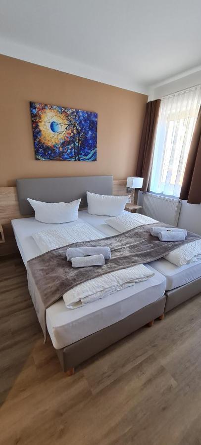 Pension Am Stern Лайпциг Екстериор снимка