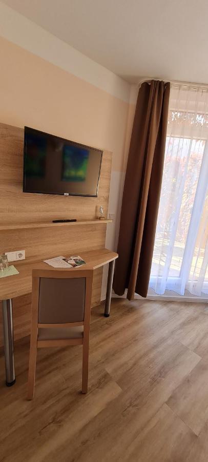 Pension Am Stern Лайпциг Екстериор снимка